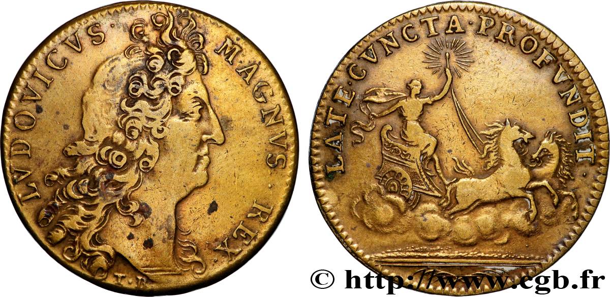 LOUIS XIV LE GRAND ou LE ROI SOLEIL Elle déploie largement tous ses bienfaits VF