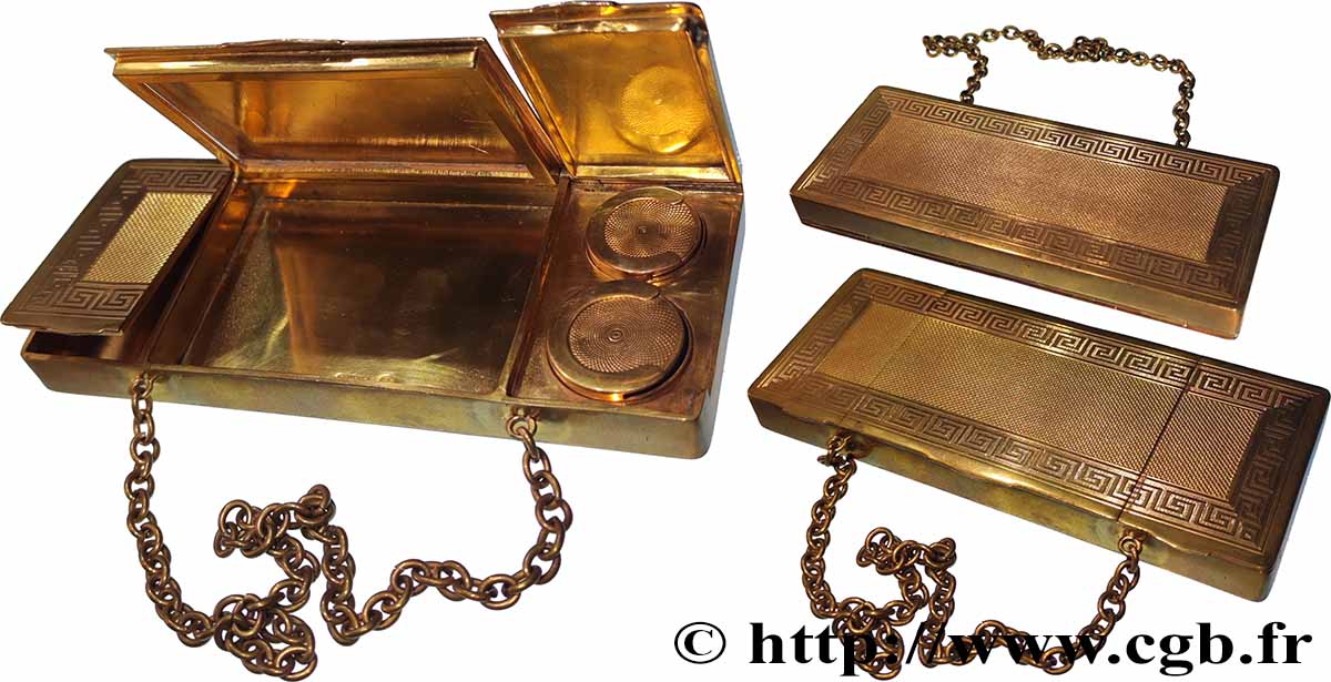 PORTE-LOUIS, PORTE-MONNAIE Porte-louis, poudrier et rouge à lèvres TTB+