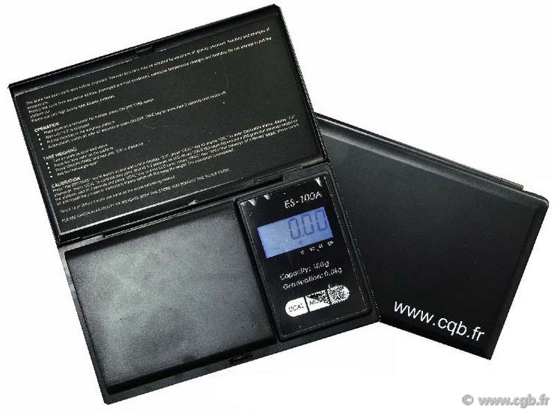 Balance électronique portable de couleur noire CGB
