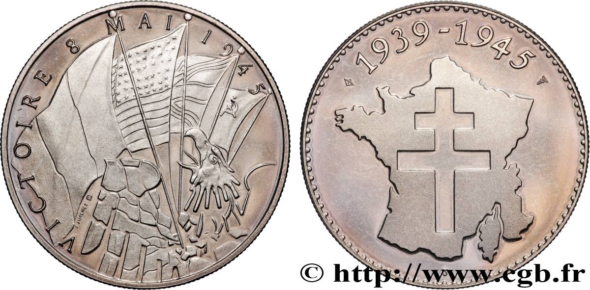 QUINTA REPUBBLICA FRANCESE Médaille commémorative, Victoire 8 mais 1945 SPL