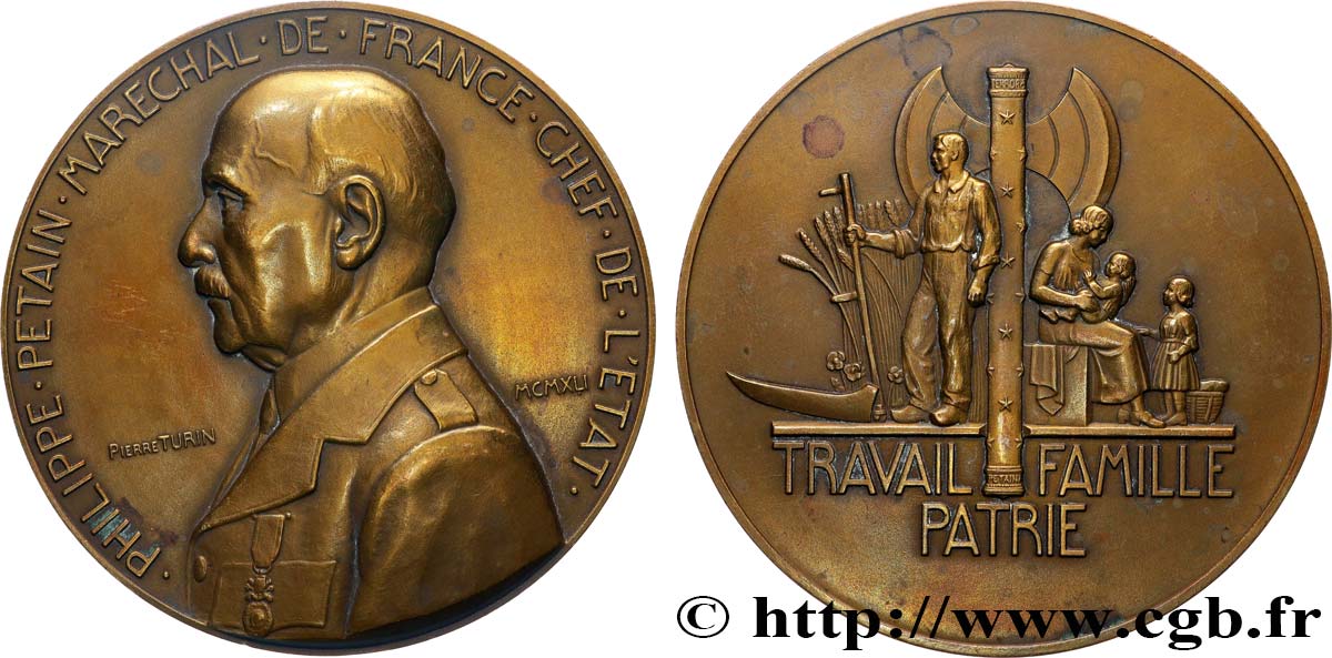 FRENCH STATE Médaille, Maréchal Pétain, Travail, Famille et Patrie AU