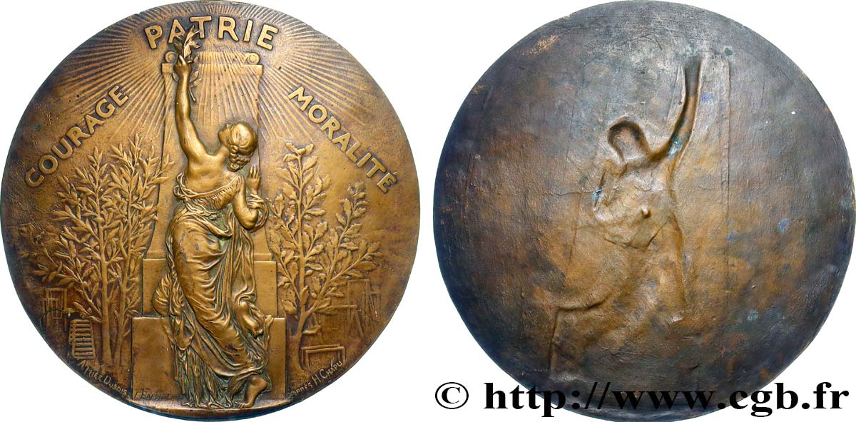 III REPUBLIC Fonte, Courage, Patrie et Moralite AU