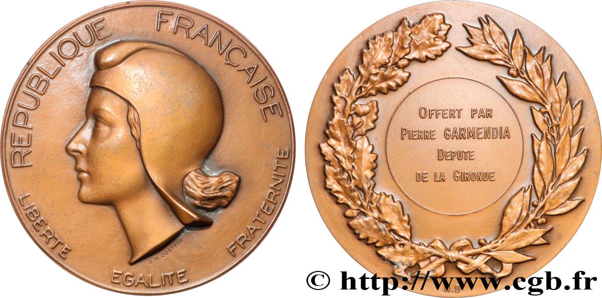 V REPUBLIC Médaille, Offert par Pierre Garmendia, député de la Gironde AU