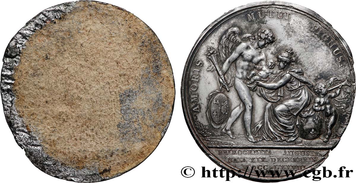 LOUIS XVI Médaille uniface, Épreuve en étain, Naissance de Madame Première, Marie-Thérèse de France TTB