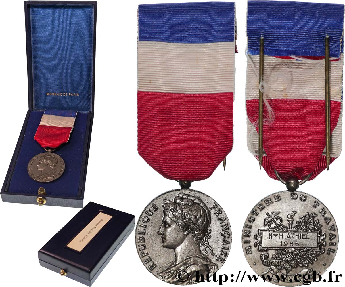 CINQUIÈME RÉPUBLIQUE Médaille d’honneur du travail, Ministère du travail, Argent TTB+