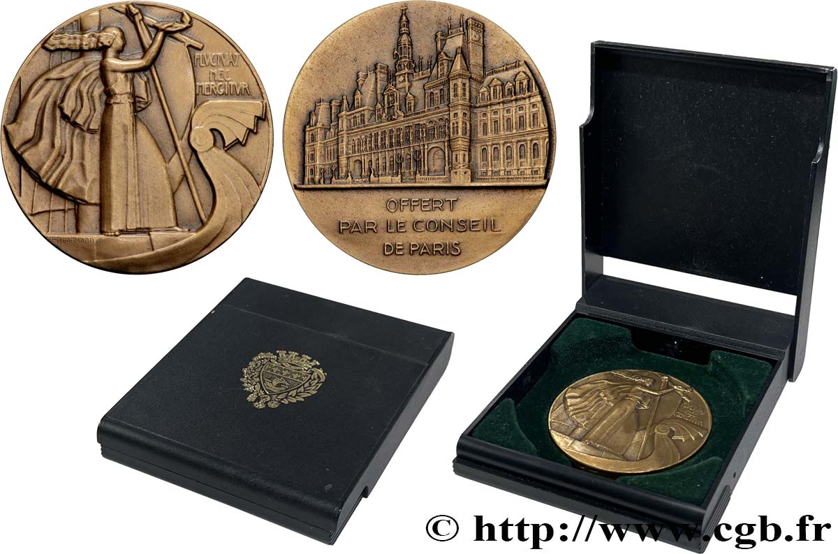 CONSEIL GÉNÉRAL, DÉPARTEMENTAL OU MUNICIPAL - CONSEILLERS Médaille, Offert par le conseil municipal AU