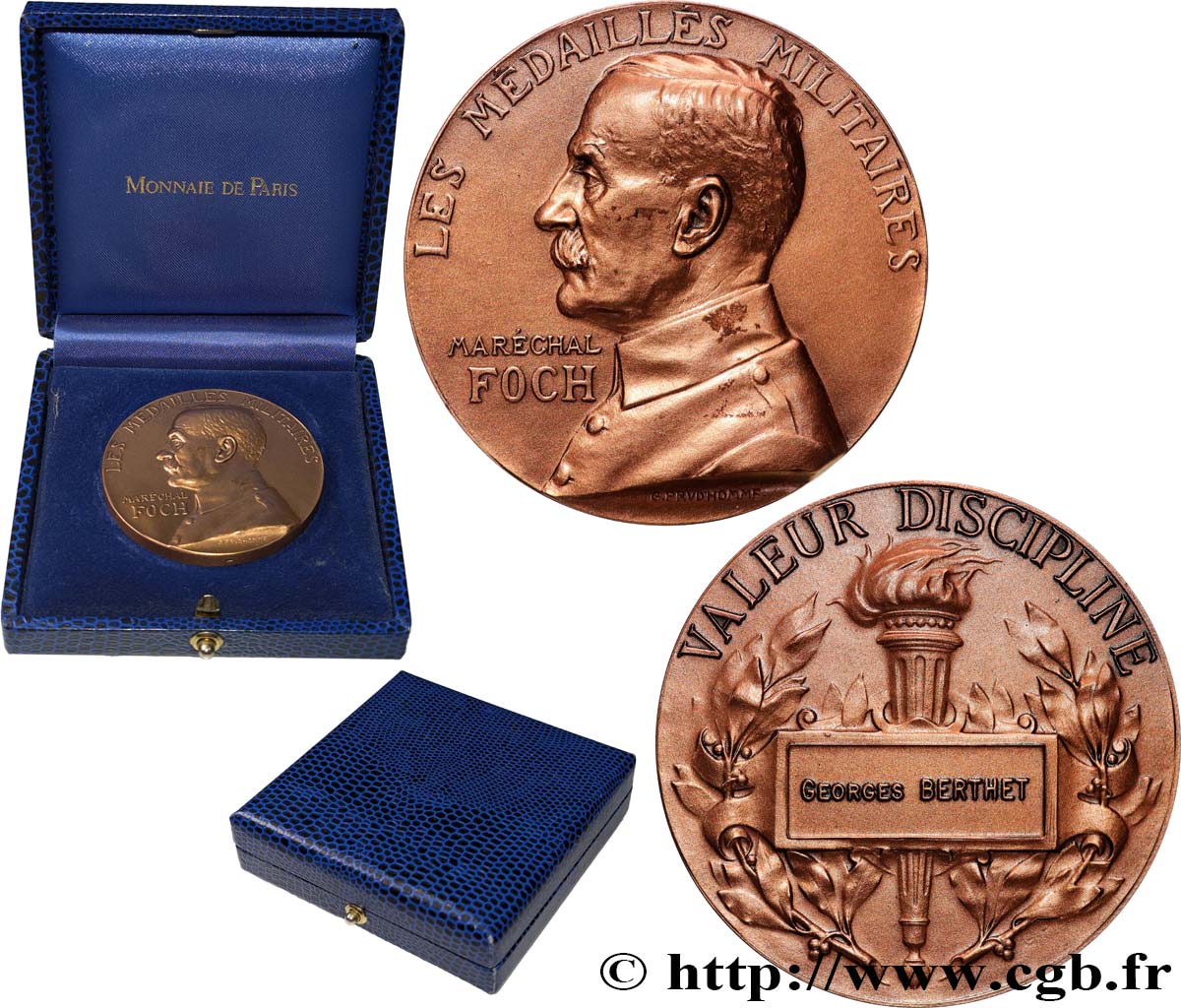 V REPUBLIC Médaille, Maréchal Foch, Valeur et discipline AU
