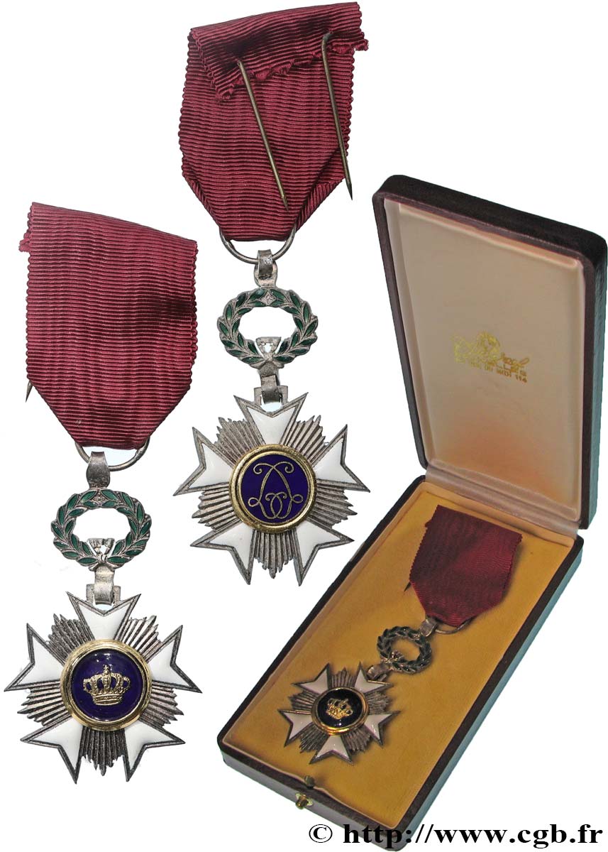 BELGIQUE - ROYAUME DE BELGIQUE - LÉOPOLD II Médaille, Ordre de la Couronne, Chevalier SUP