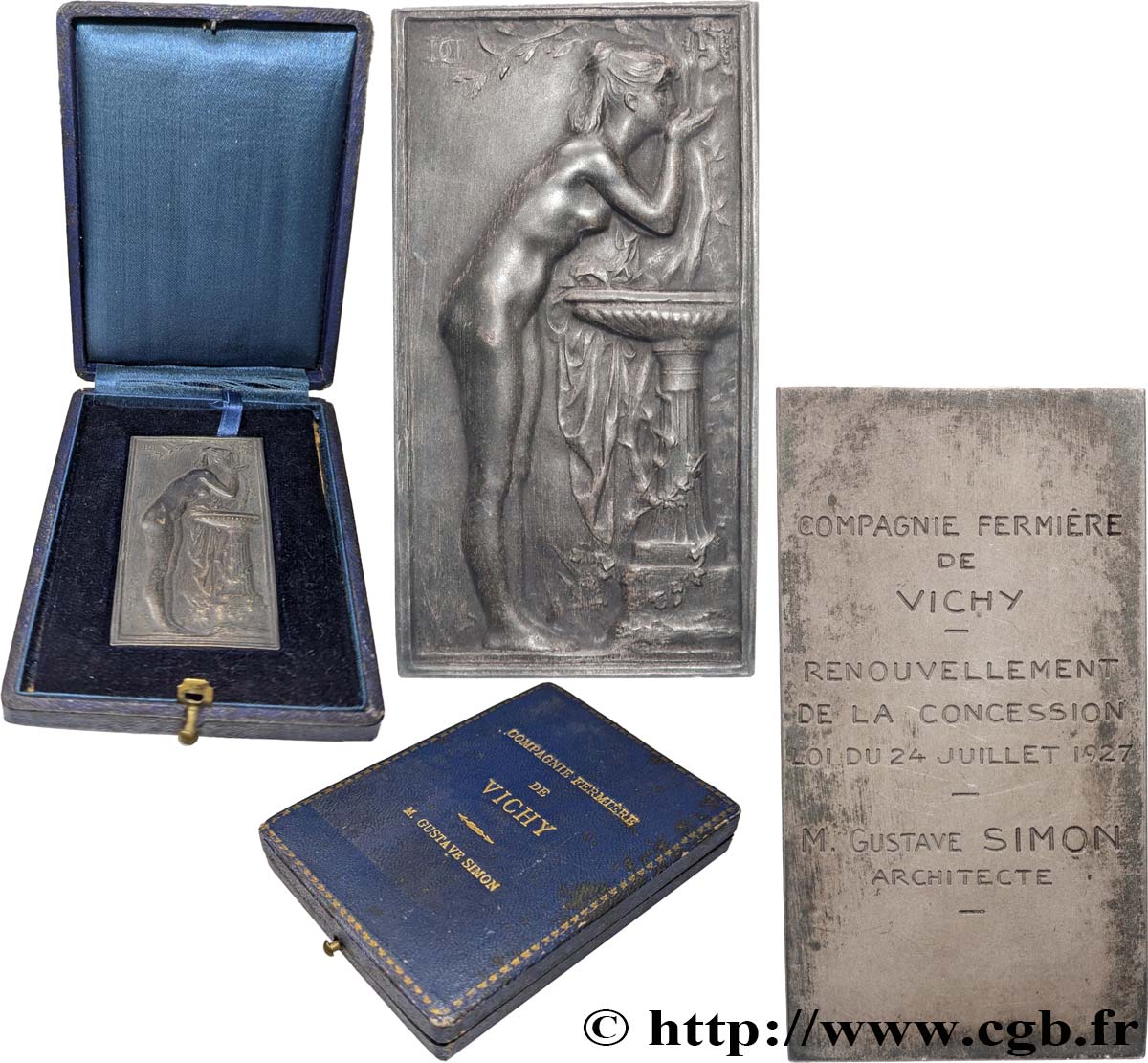 V REPUBLIC Plaquette, La Source ou Chloé à la vasque, Compagnie fermière de Vichy  AU