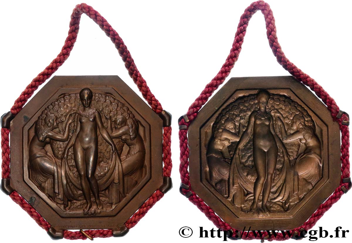 III REPUBLIC Plaquette, La parure par Pierre Turin AU