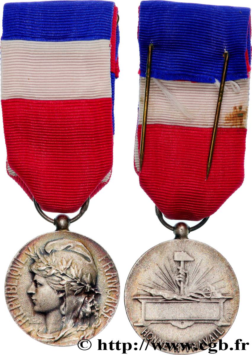 CINQUIÈME RÉPUBLIQUE Médaille, Honneur et Travail TTB+