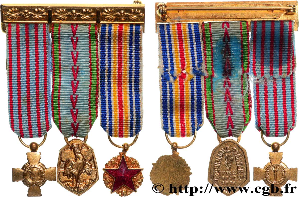 GOUVERNEMENT PROVISOIRE DE LA RÉPUBLIQUE FRANÇAISE Barrette de gala portant trois miniatures SUP