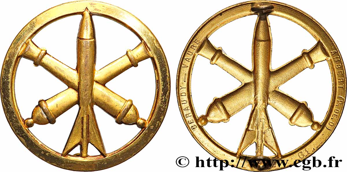 COLONIES ET DÉPARTEMENTS D OUTRE-MER Insigne pour béret para artillerie TTB+