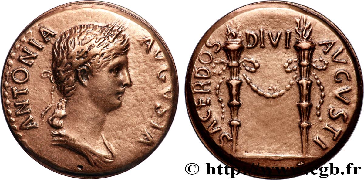 ANTONIA Médaille, Reproduction de l’Aureus, restitution de Claude, à l’effigie d’Antonia TTB+