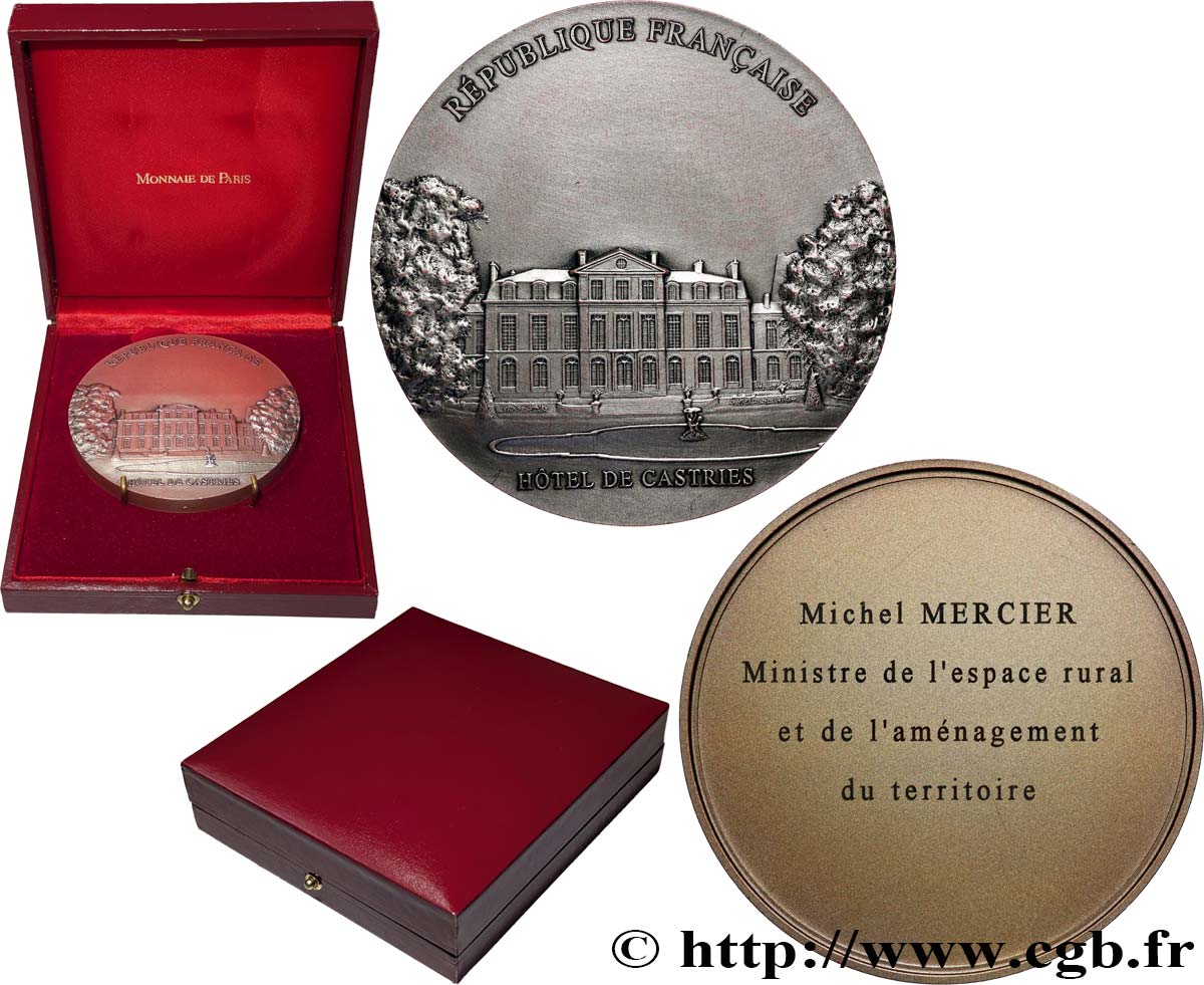 V REPUBLIC Médaille, Hôtel de Castries AU