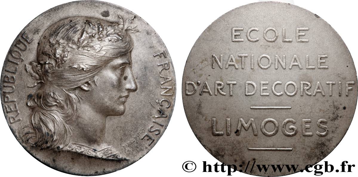 TROISIÈME RÉPUBLIQUE Médaille, École Nationale d’Art décoratif SUP