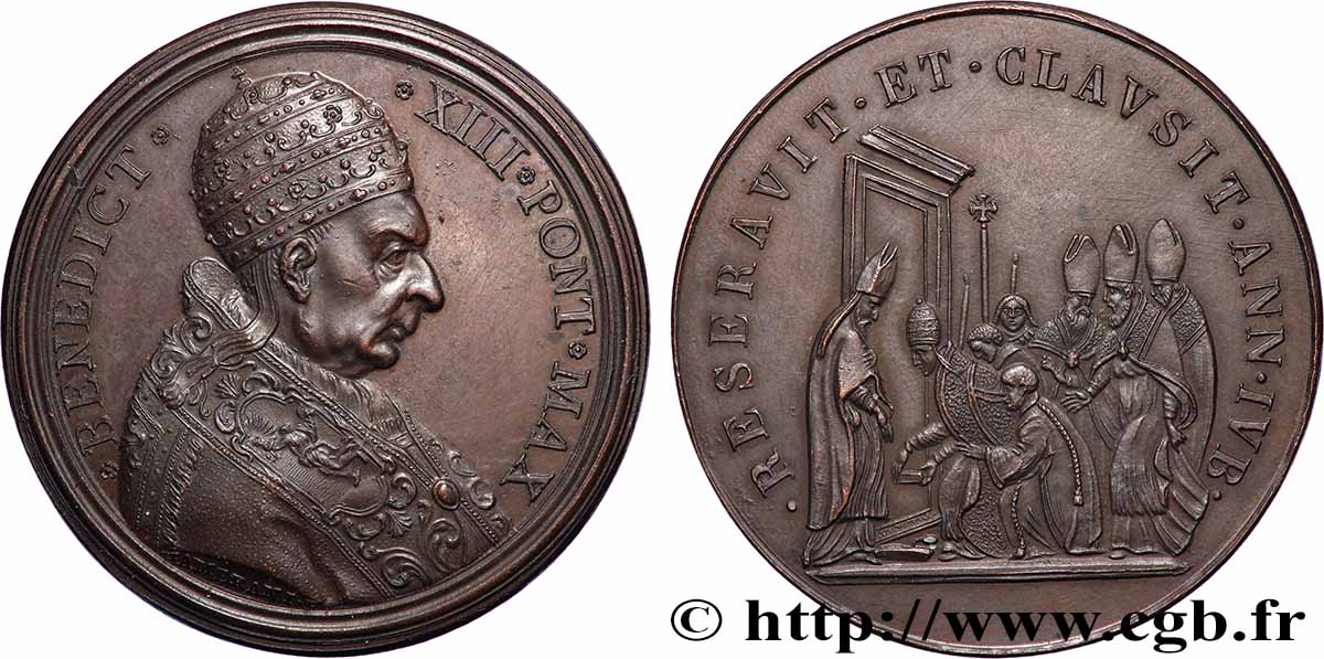 ITALIE - ÉTATS DU PAPE - BENOÎT XIII (Pietro Francesco Orsini) Médaille, Fermeture de la Porte Sainte à l&nbsp;occasion de l&nbsp;Année Sainte TTB+
