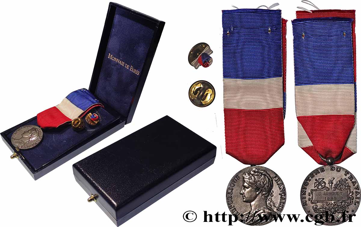 FUNFTE FRANZOSISCHE REPUBLIK Médaille d’honneur du travail, Ministère du travail fVZ