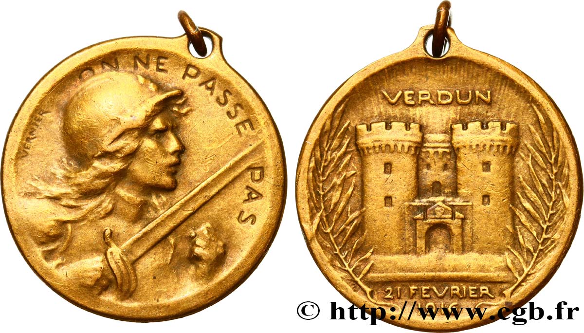 TROISIÈME RÉPUBLIQUE Médaille commémorative de la bataille de Verdun TTB