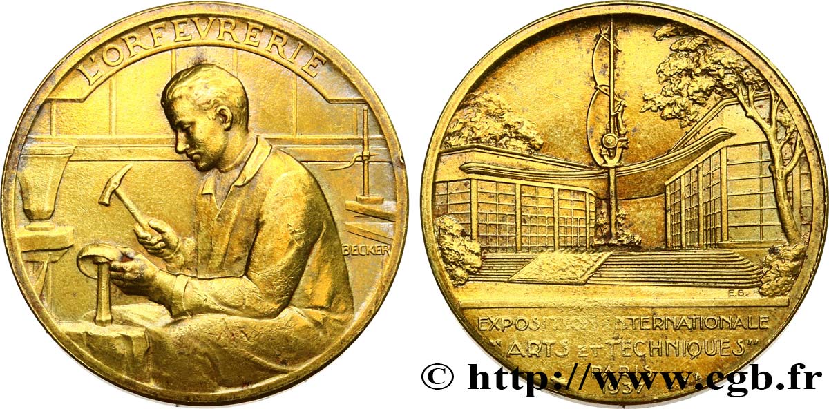 III REPUBLIC Médaille d’Orfèvrerie - Exposition Art et Techniques AU