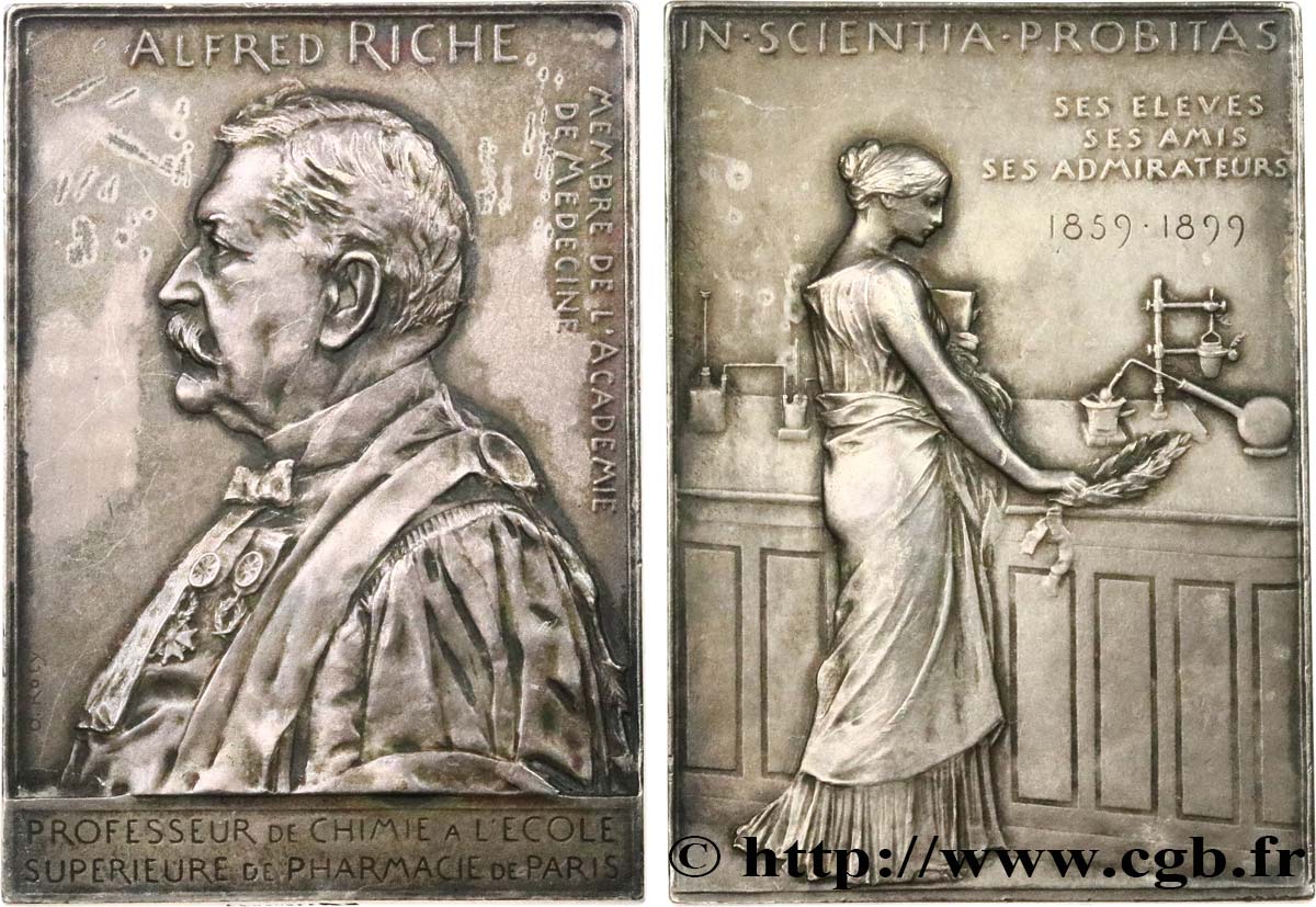 VARIOUS CHARACTERS Plaque d’hommage, Alfred Riche q.SPL