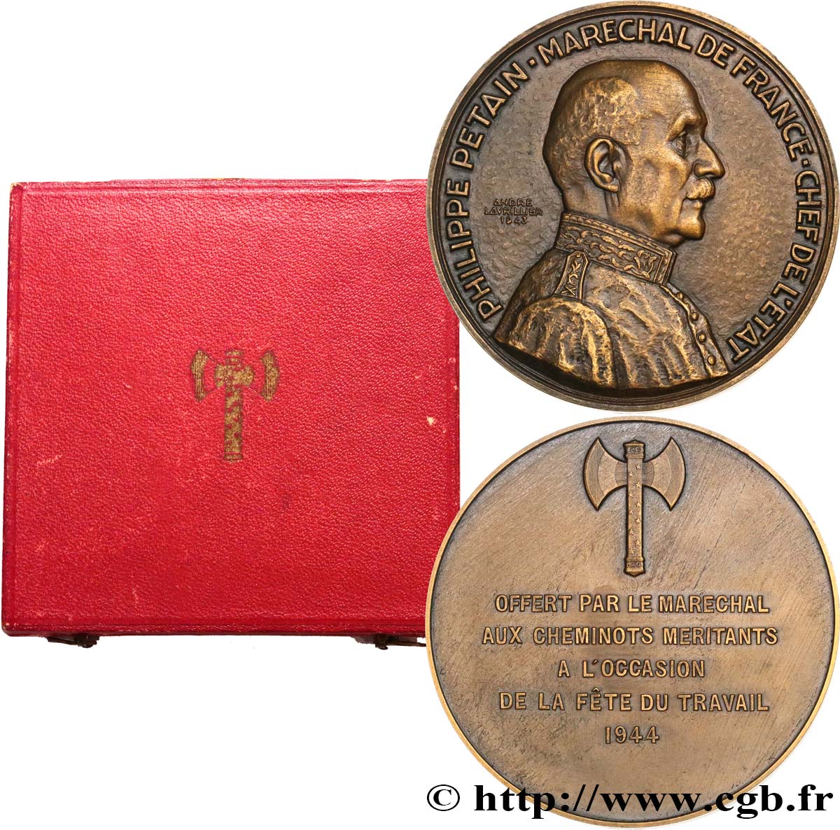 ETAT FRANÇAIS Médaille, Maréchal Pétain, offert aux cheminots AU