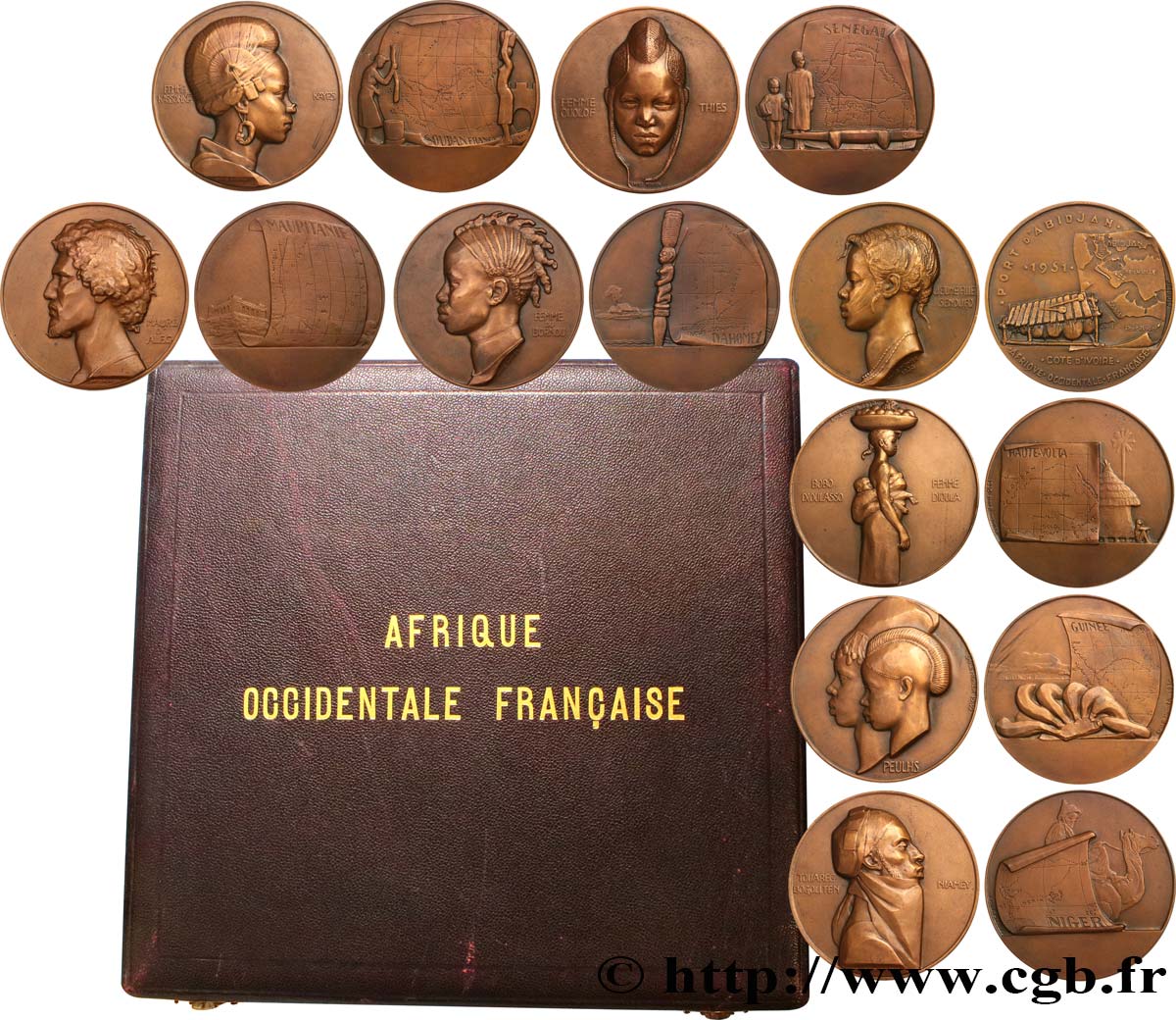FRANZÖSISCHE WESTAFRIKA Coffret de 8 médailles, Afrique Occidentale Française, les populations d’Afrique de l’Ouest VZ