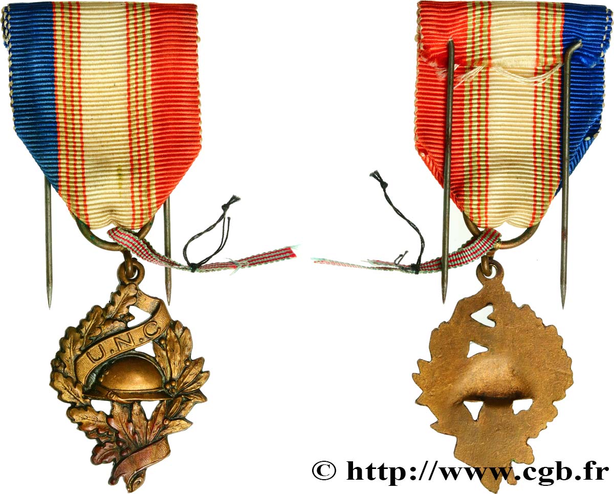 III REPUBLIC Médaille de l Union nationale des combattants (U. N. C.) AU