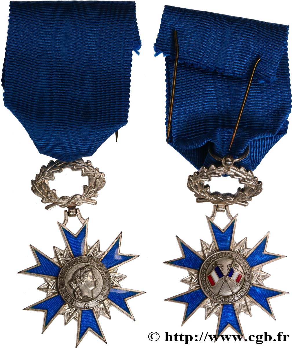 QUINTA REPUBLICA FRANCESA Médaille, Ordre National du mérite, chevalier EBC