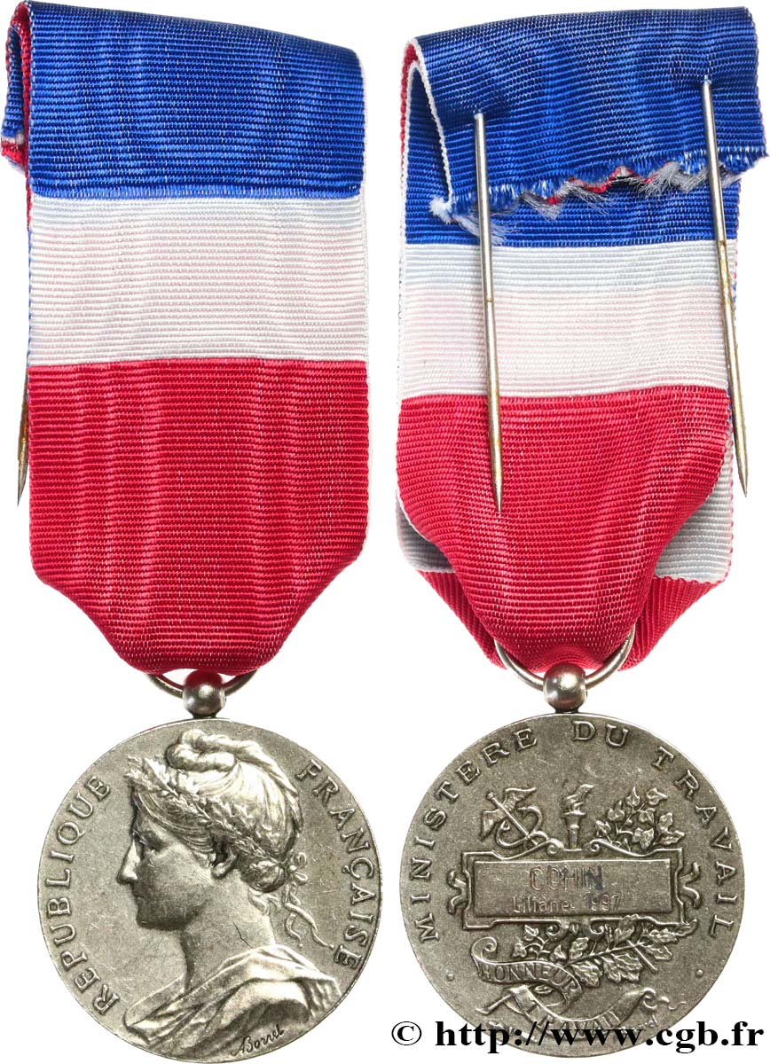 V REPUBLIC Médaille d’honneur du travail AU