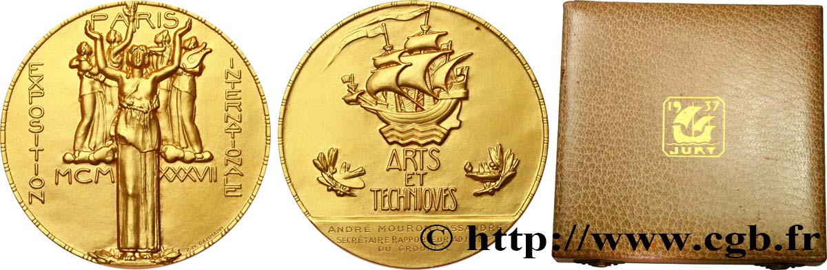 TROISIÈME RÉPUBLIQUE Médaille de l’exposition internationale de Paris SUP