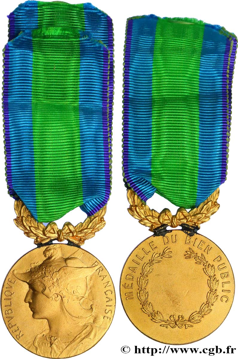 CUARTA REPUBLICA FRANCESA Médaille du bien public MBC