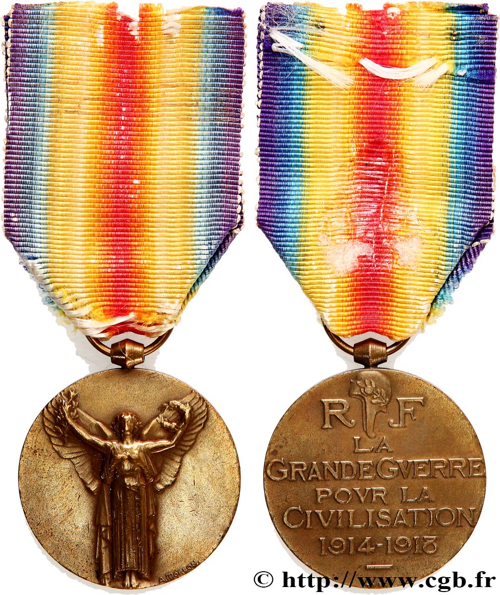 DRITTE FRANZOSISCHE REPUBLIK Médaille de la Victoire SS