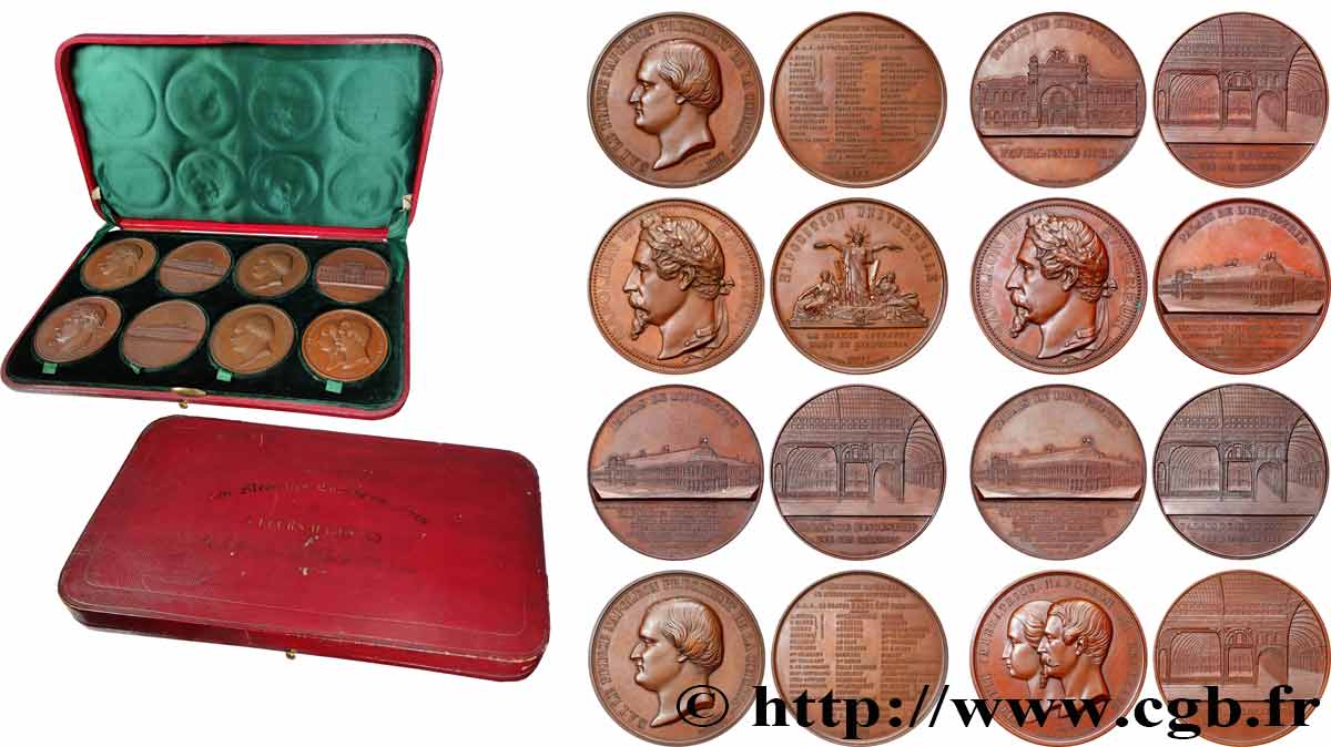 SECOND EMPIRE Coffret des médailles commémoratives offerte à leurs majestés par la Compagnie du Palais de l’Industrie SUP