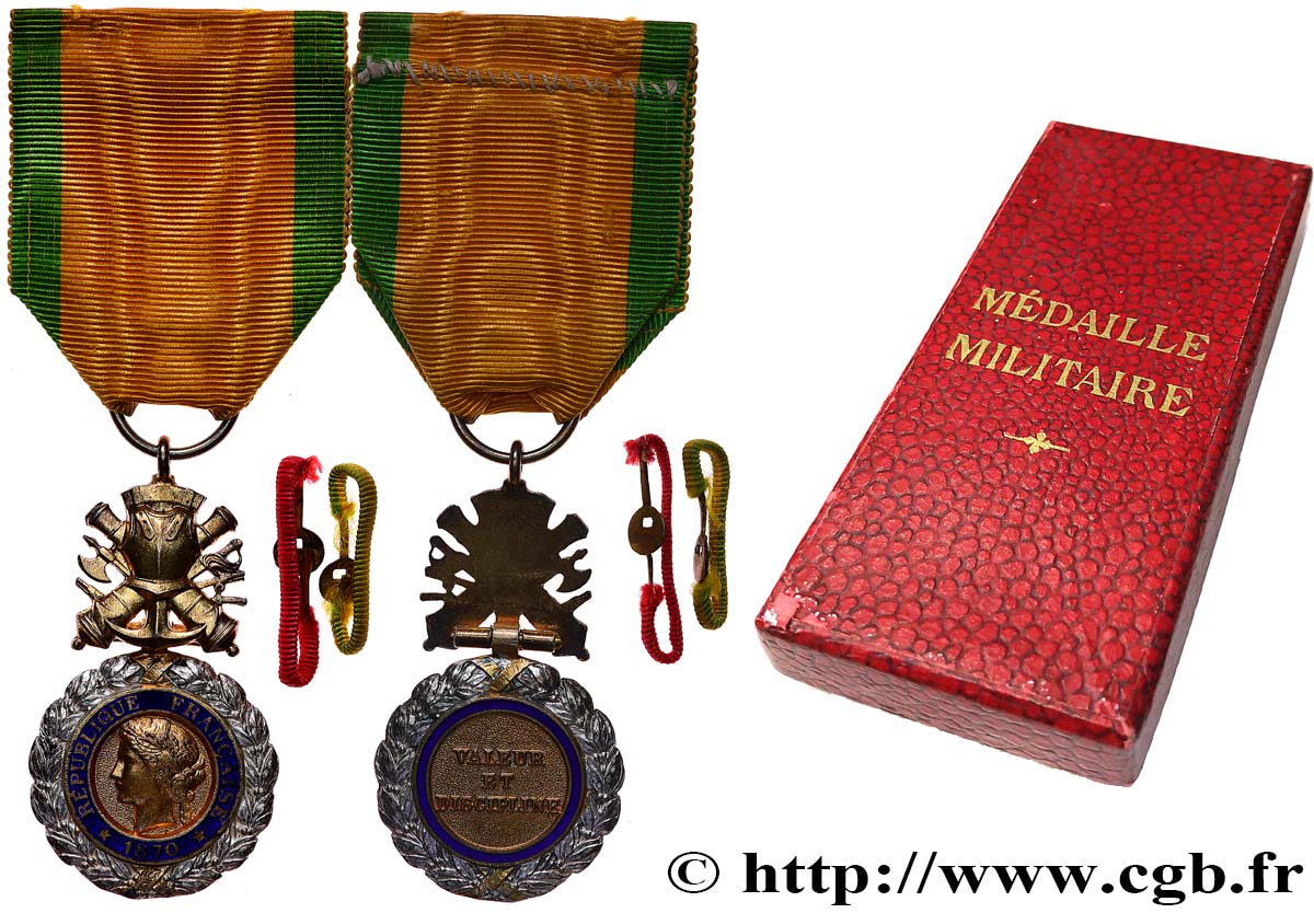 TROISIÈME RÉPUBLIQUE Médaille militaire, sous-officier SUP