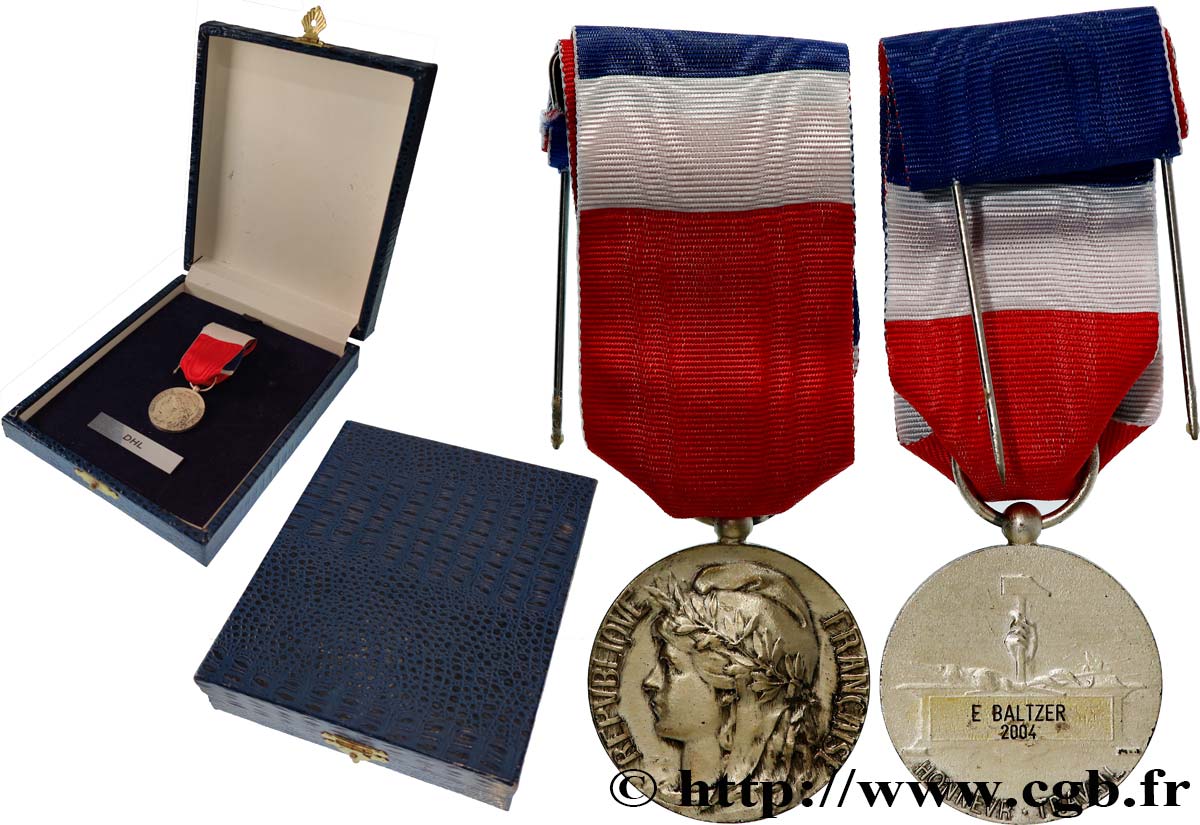 CINQUIÈME RÉPUBLIQUE Médaille, Honneur et Travail TTB+