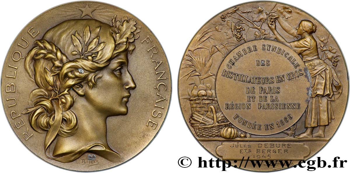 TROISIÈME RÉPUBLIQUE Médaille, Chambre syndicale des distillateurs en gros de Paris et région parisienne SUP