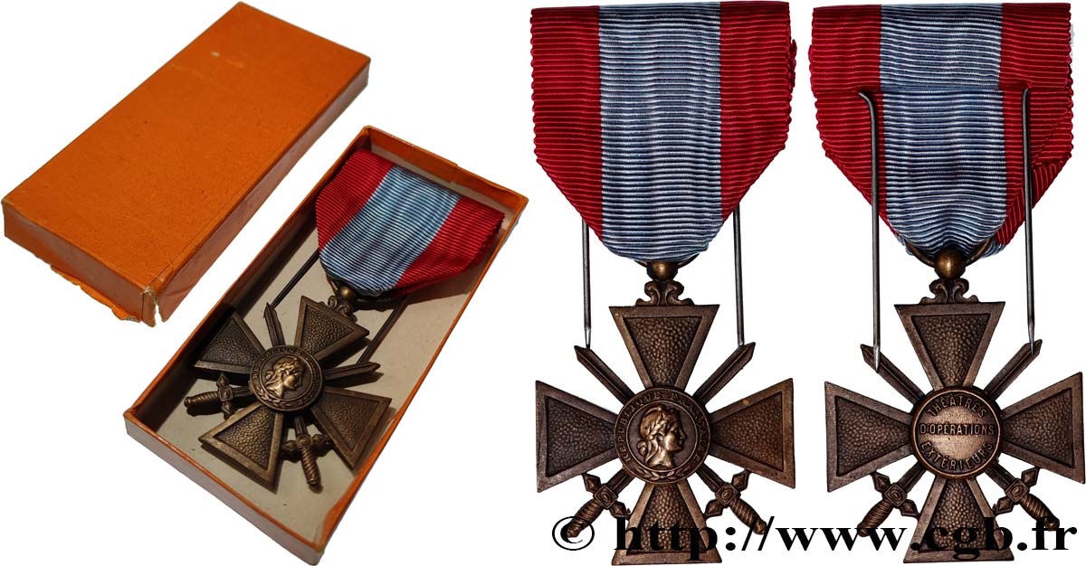 CINQUIÈME RÉPUBLIQUE Médaille, Croix de guerre, Théâtre d’opérations extérieurs TTB+