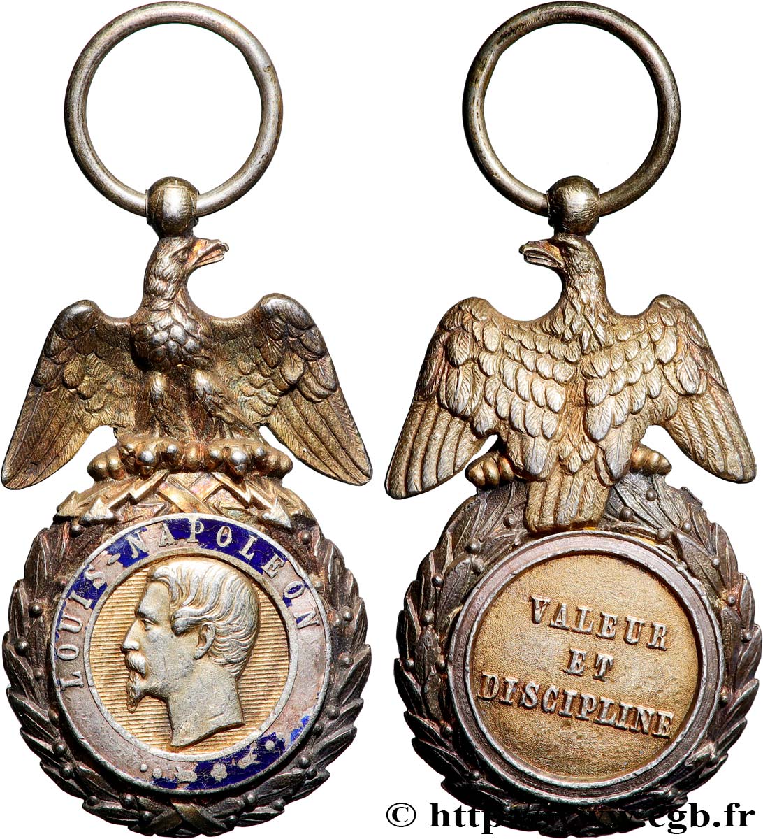 Diplôme et sa médaille MILITAIRE valeurs et discipline 1931-1932