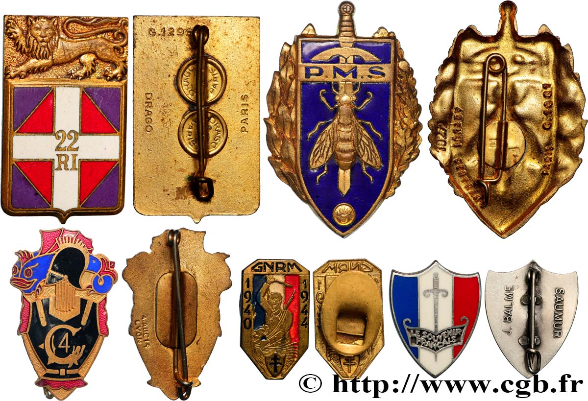 FUNFTE FRANZOSISCHE REPUBLIK Lot de 5 insignes fVZ