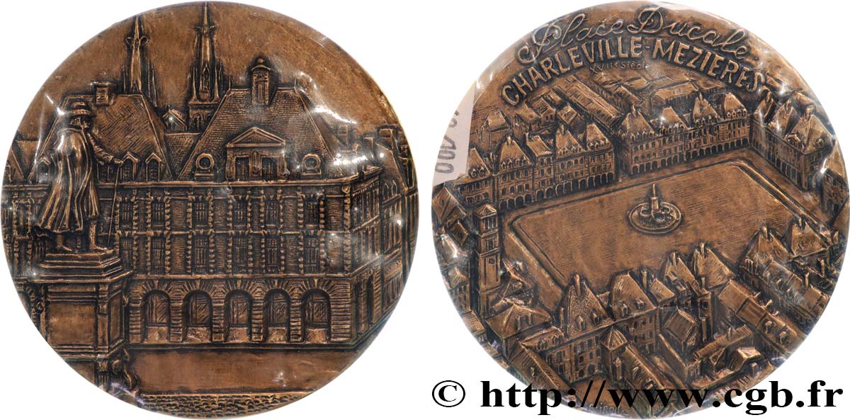 V REPUBLIC Médaille, Place ducale de Charleville-Mezières MS