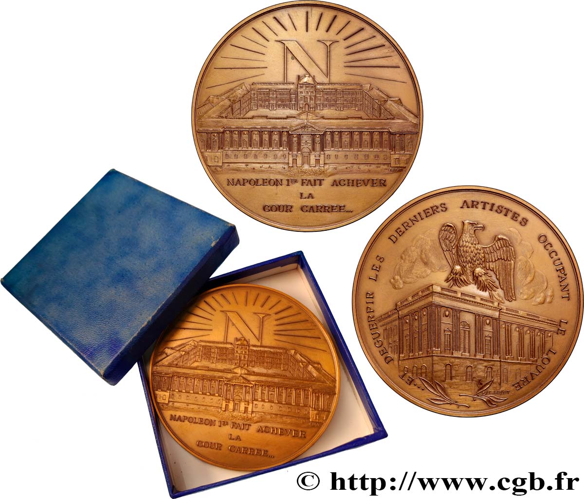 BUILDINGS AND HISTORY Médaille, Napoléon fait achever la cour carrée du Louvre, n°260 SPL