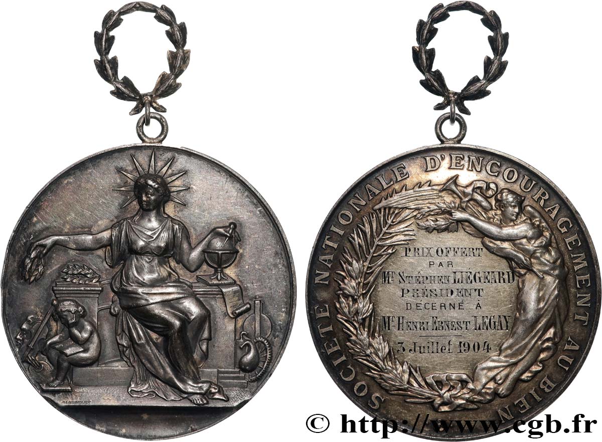TROISIÈME RÉPUBLIQUE Médaille, Société nationale d’encouragement au bien TTB