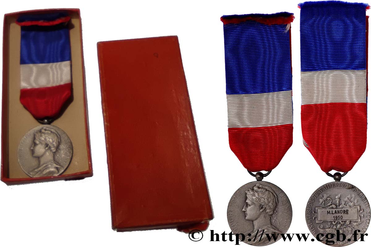 IV REPUBLIC Médaille d’honneur du travail, Ministère du travail et de la sécurité sociale AU