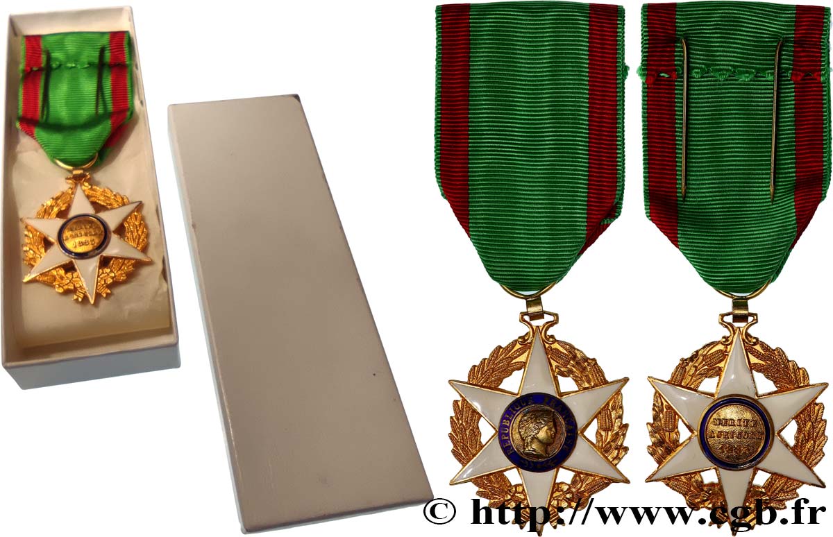 V REPUBLIC Médaille, Mérite agricole AU