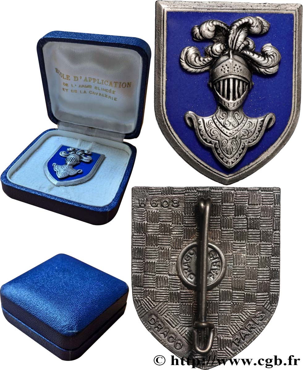 CINQUIÈME RÉPUBLIQUE Insigne, École d’application de l’arme blindée et de la cavalerie SUP