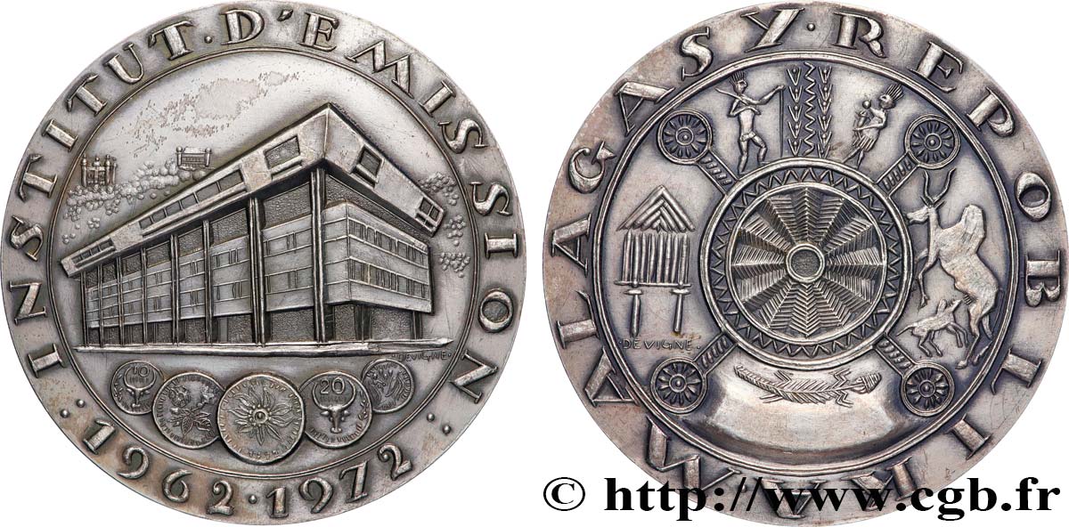 MADAGASCAR Médaille des 10 ans de l’Institut d’Émission malgache TTB+