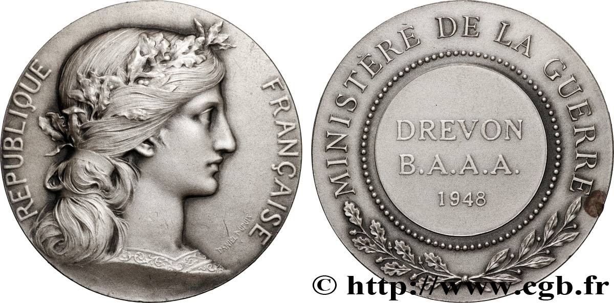 QUATRIÈME RÉPUBLIQUE Médaille, B. A. A. A. SUP