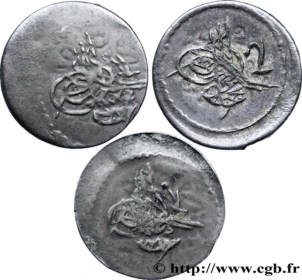 TÜRKEI Lot de 3 pièces de 1 Para frappe au nom de Mahmud II AH1223  n.d Constantinople fSS 
