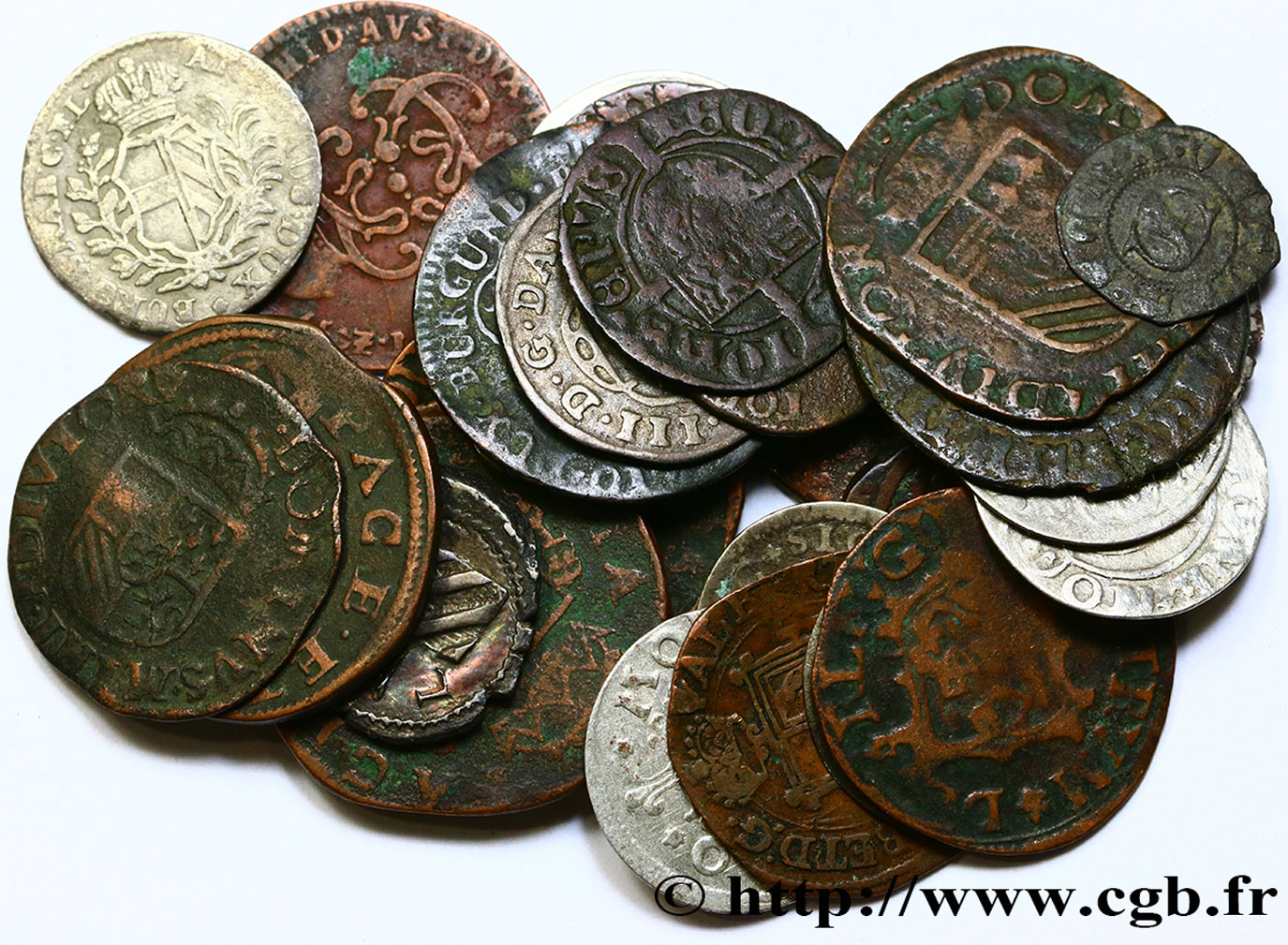 WORLD COINS LOTS Lot de 30 Monnaies étrangères en cuivre et billon n.d  VF 